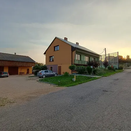 Nad S-ka منزل ريفي Miechów